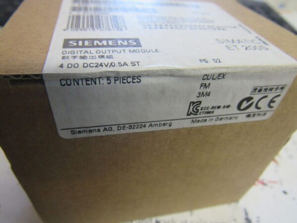 6ES7132-4BD02-0AA0 New Siemens Digital Output Module