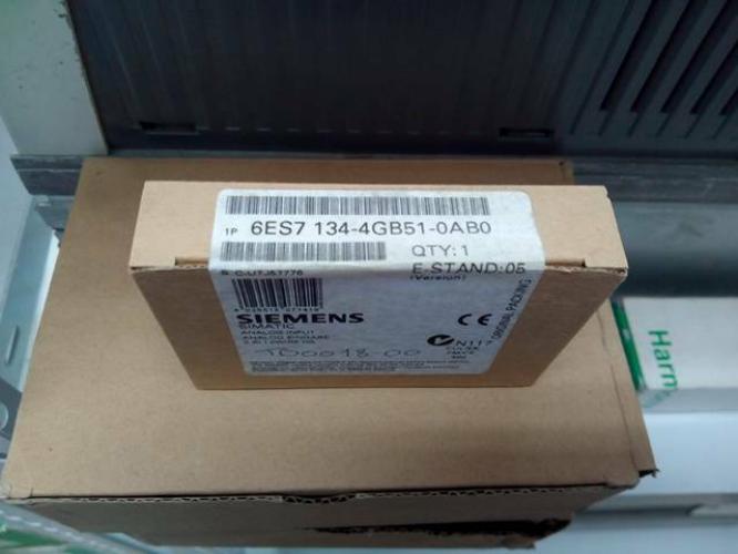 6ES7134-4GB51-0AB0 New Siemens Analog Input Module