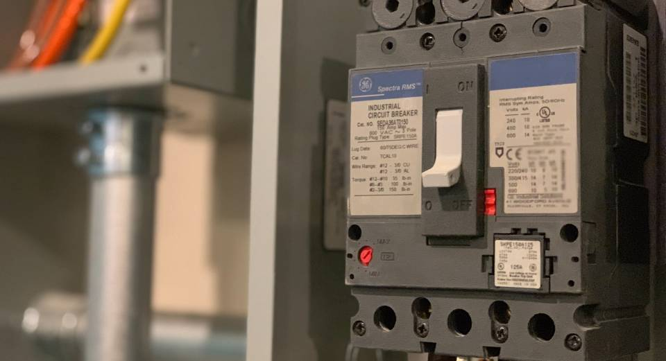 All You Need to Know About Industrial Circuit Breaker