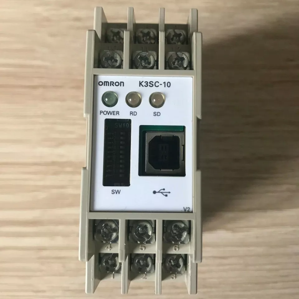 1PC New K3SC-10 K3SC10 Omron communication converter 110-220V