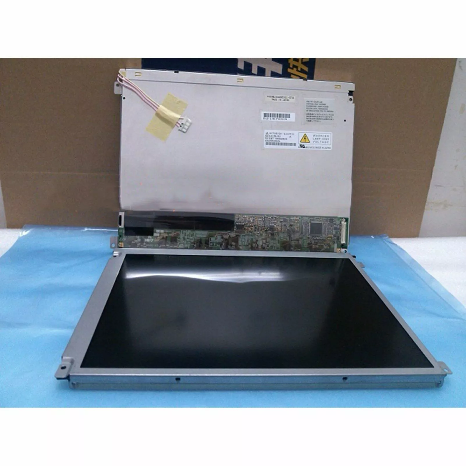 NEW AA121SK22 12.1 Inch LCD Screen Display Mitsubishi Free Shipping