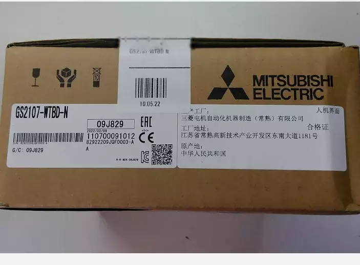 New In Box MITSUBISHI GS2107-WTBD-N GS2107WTBDN Touch Panel HMI