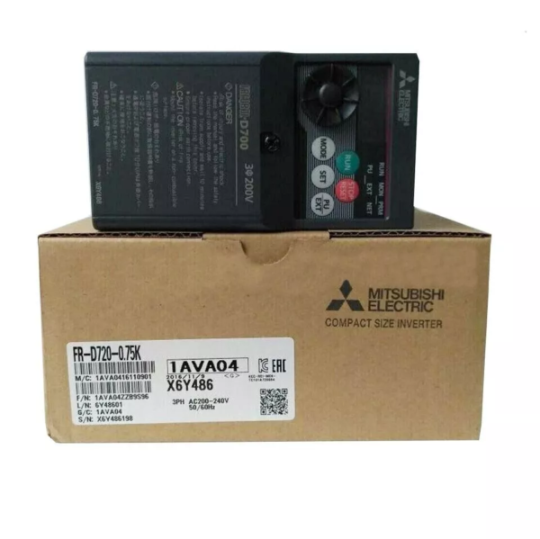 Mitsubishi Inverter FR-D720-0.75K FRD7200.75K 200-240V 0.75kw genuine New
